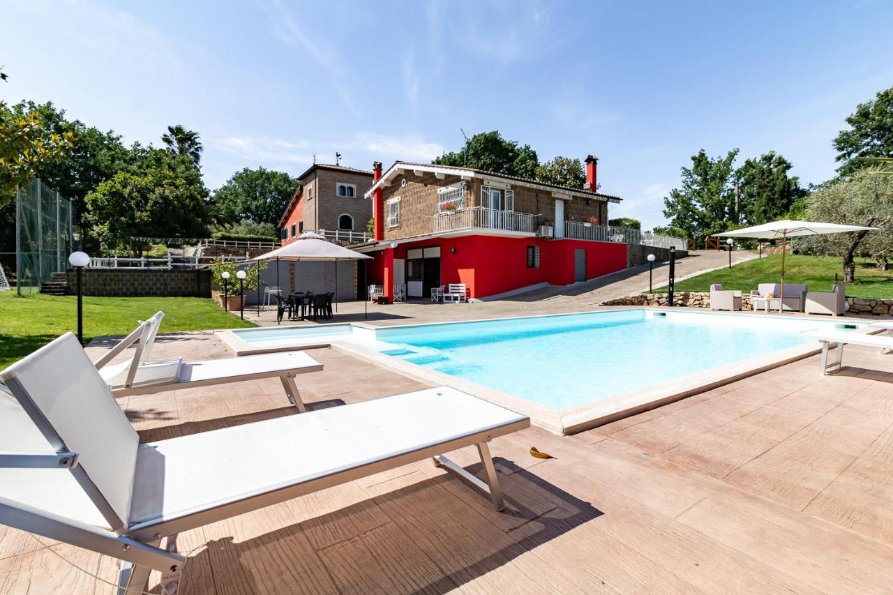 Villa Vacanze La Quercia Carbognano Exteriér fotografie