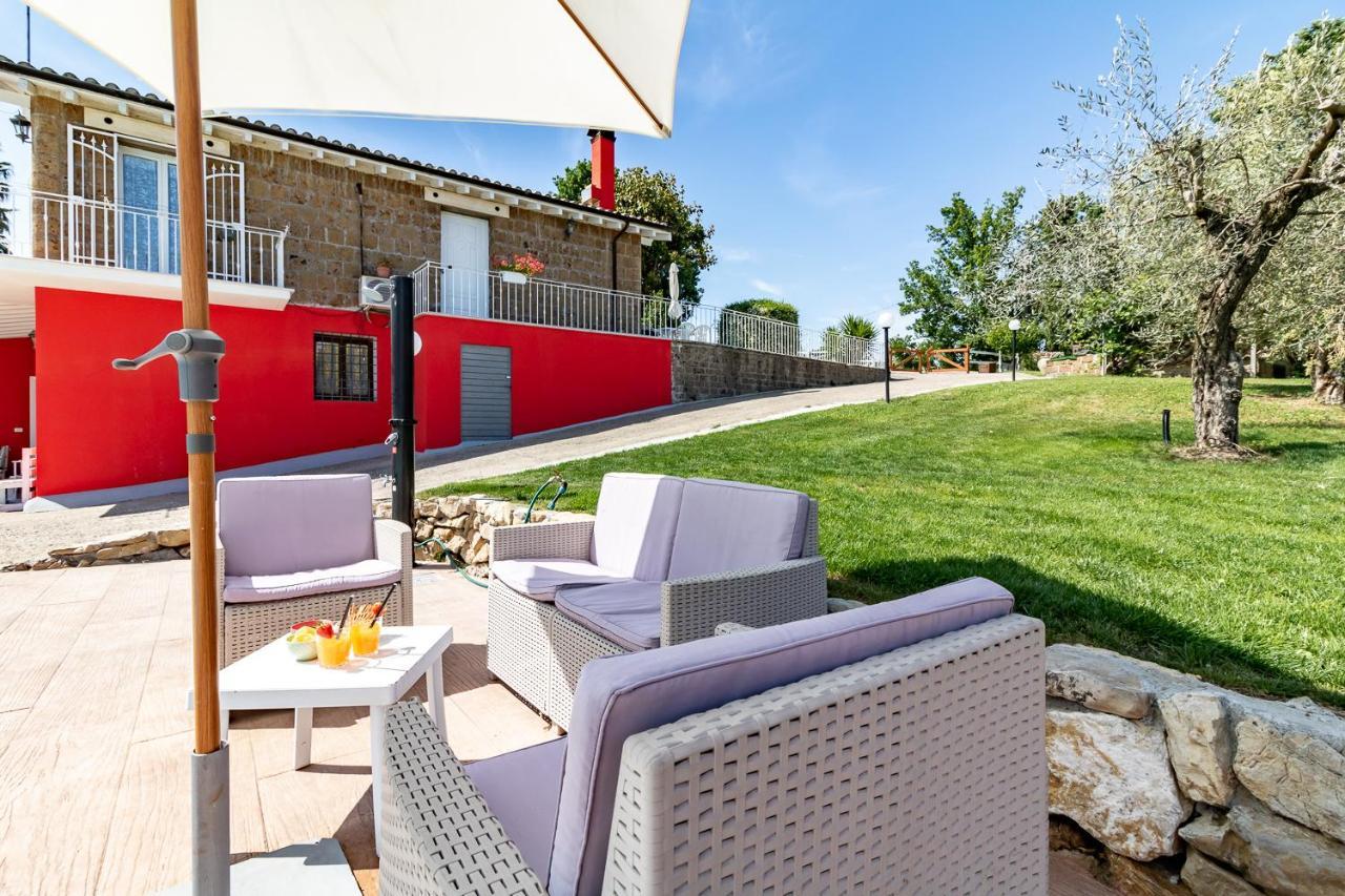 Villa Vacanze La Quercia Carbognano Exteriér fotografie