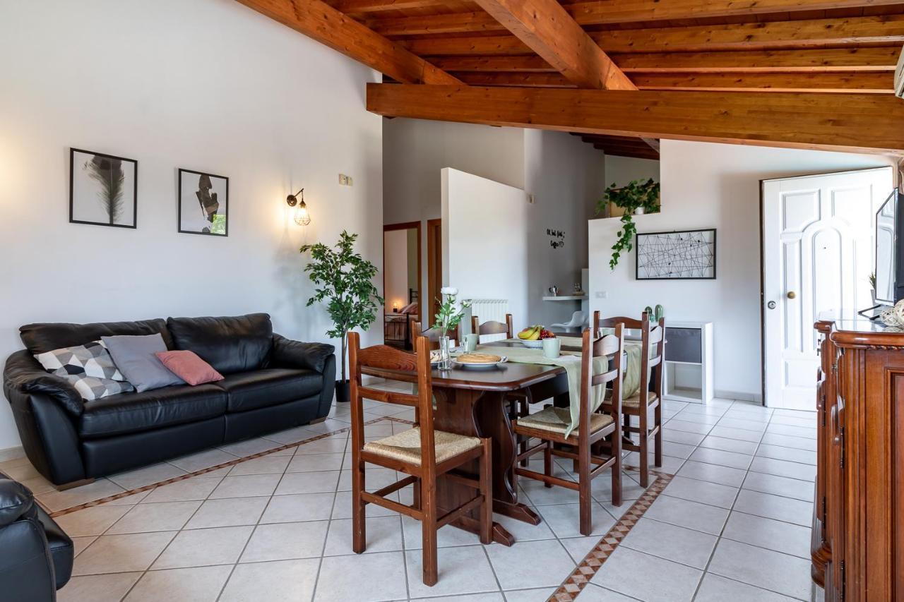 Villa Vacanze La Quercia Carbognano Exteriér fotografie
